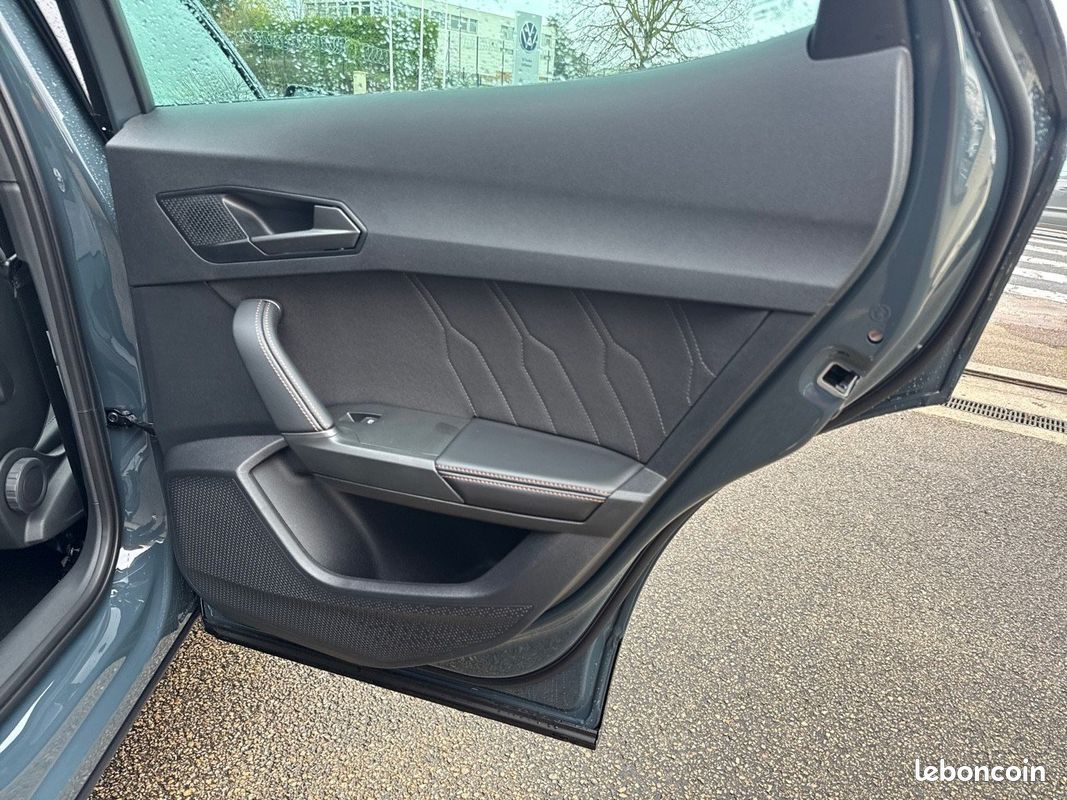 CUPRA Formentor 1.5 eTSI Hybrid 150 ch DSG7 V (image 29)