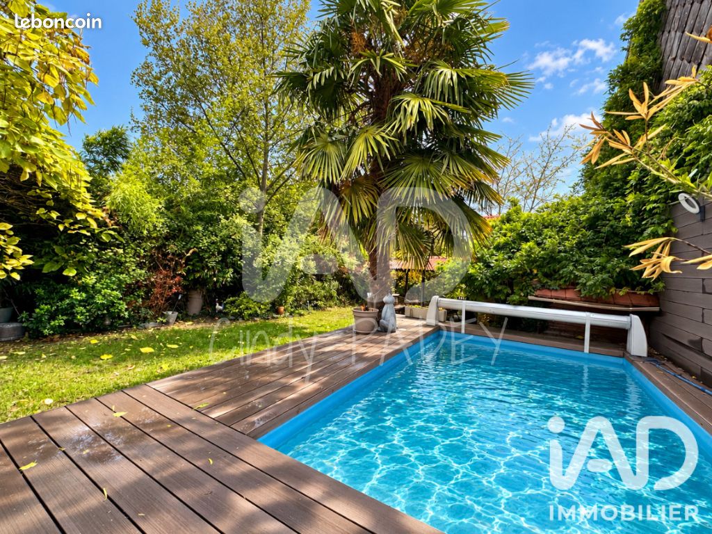 Maison 5 pièces 150 m² · à Livry-Gargan · 150 m² · 469 000 €