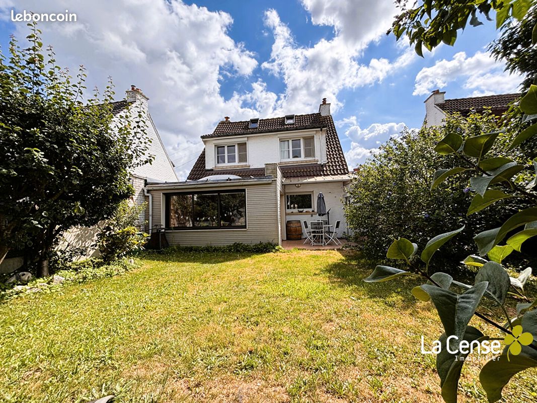 Maison 4 pièces 114 m² · à Leers · 114 m² · 341 000 €
