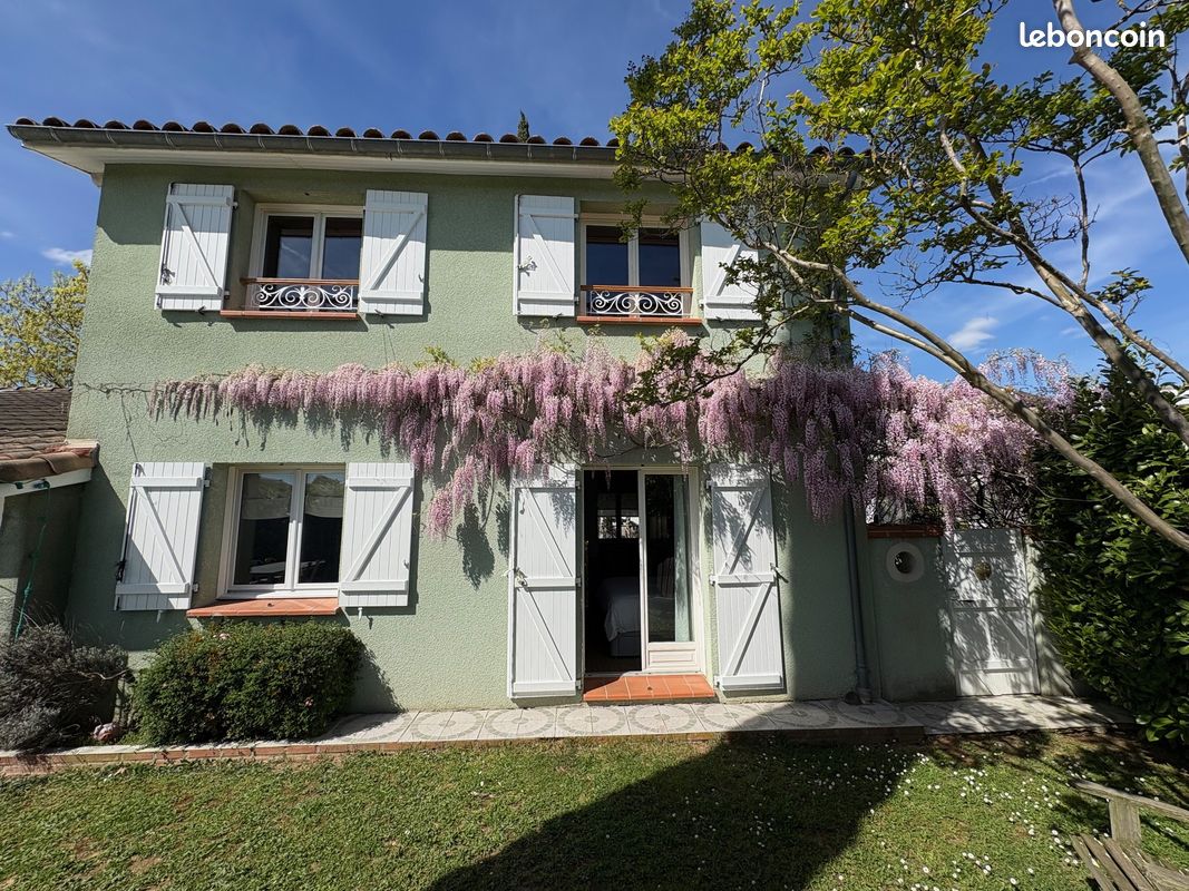 Maison 5 pièces 200 m² · à Frouzins · 200 m² · 499 000 €