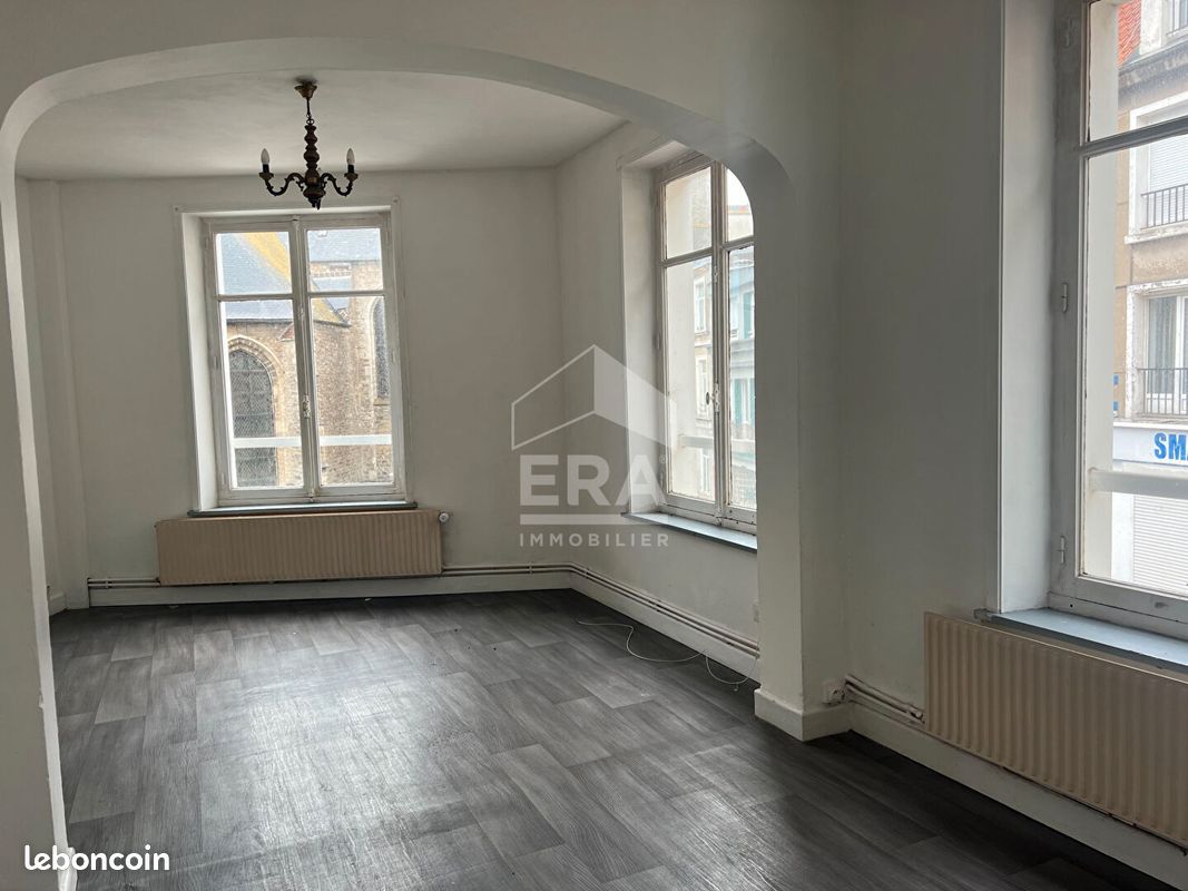 Immeuble 4 pièces 121 m² (image 2)
