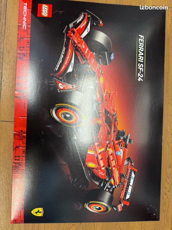 Lego grand Ferrari SF-24 neuf (image 1)