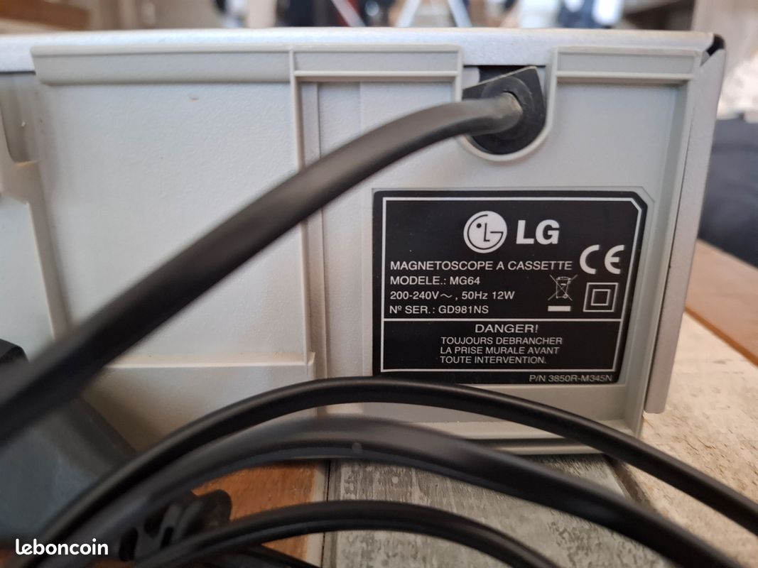 Manuel LG MG64 + Chat IA & Téléchargement PDF