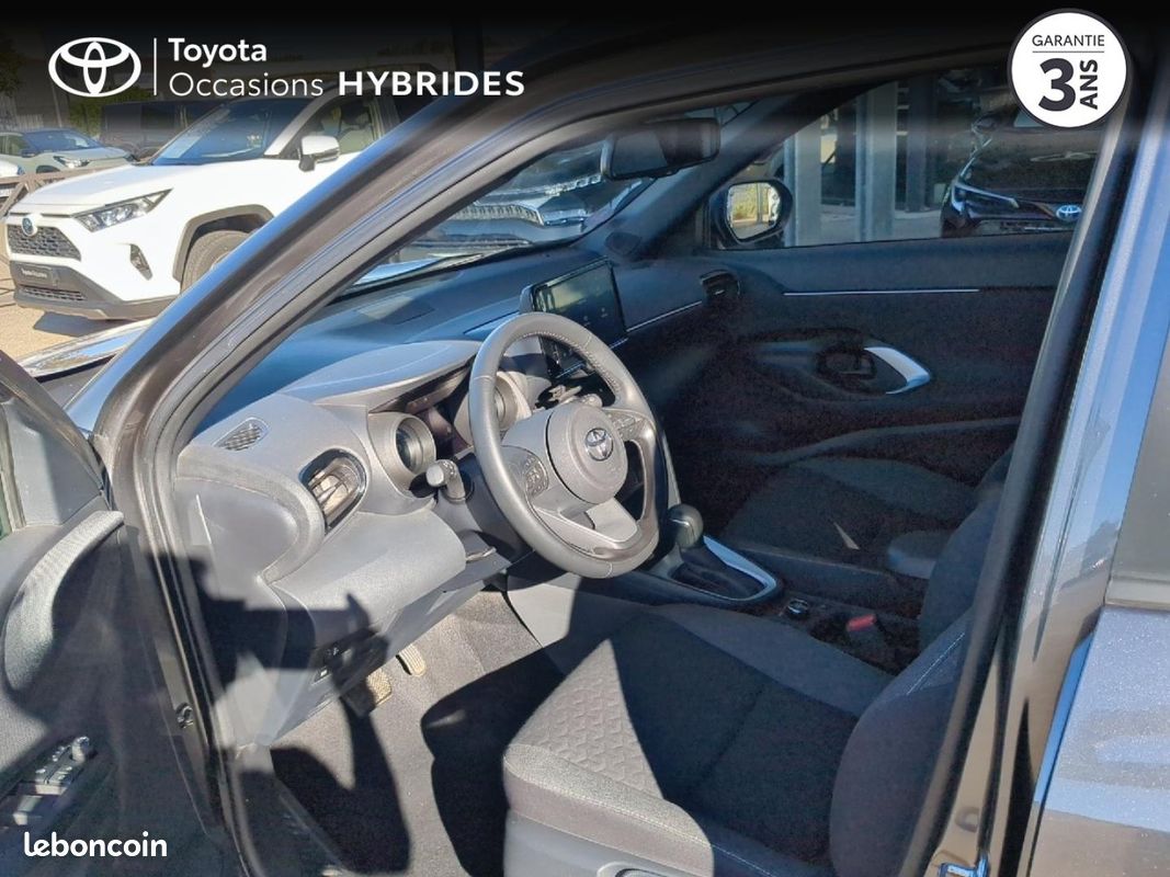 Toyota Yaris Cross 116h Design AWD-i MY22 (image 11)