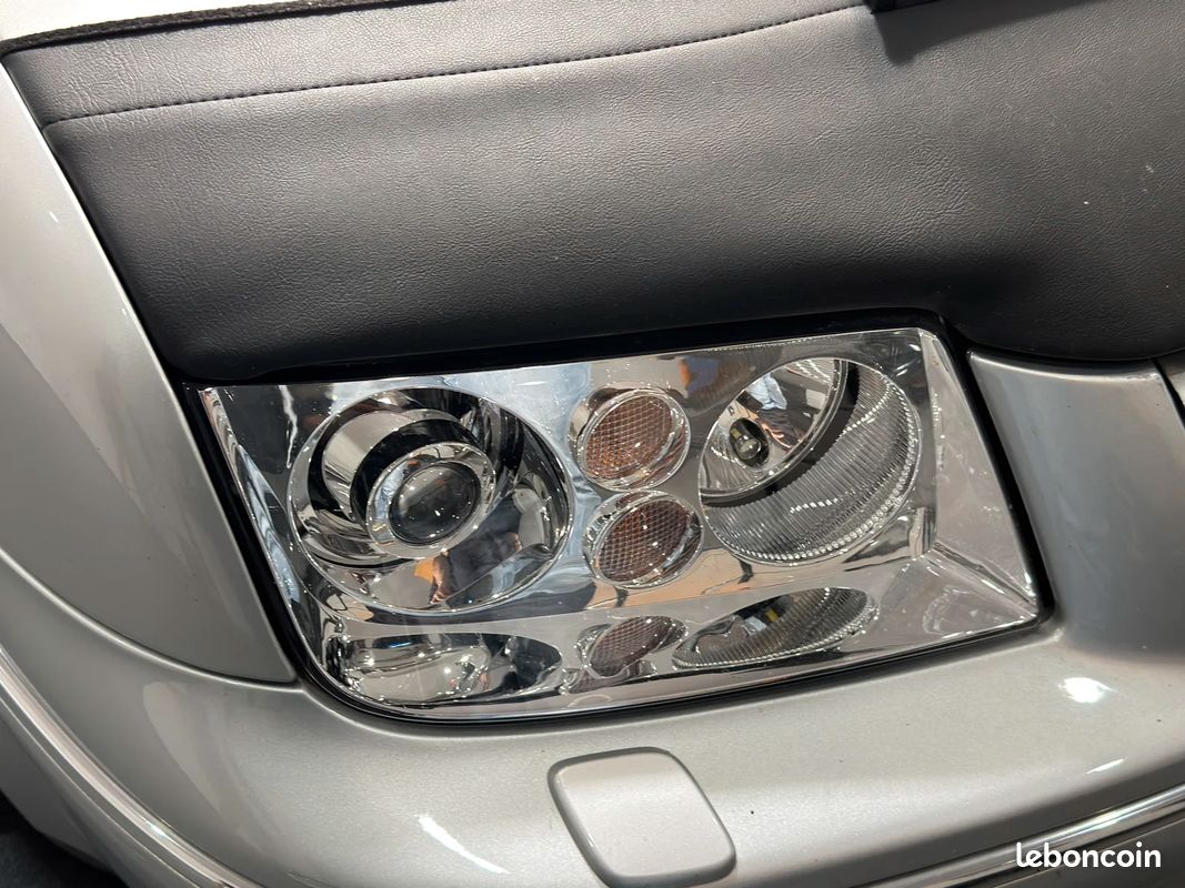 Volkswagen Bora 1.9 TDI Trendline BVM6 / Carplay / Suivi OK (image 27)