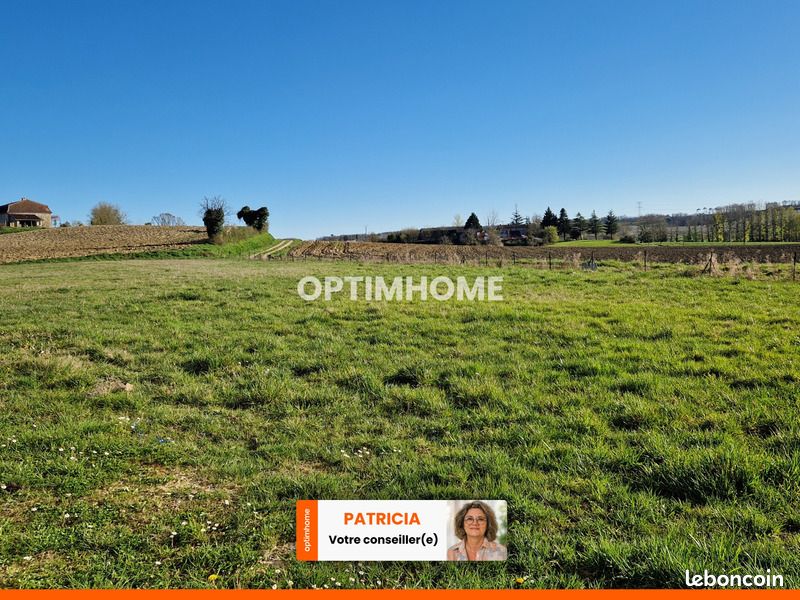 Terrain 1 405 m² Monteton · 26 000 €