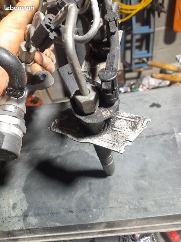 Injecteur 2l tdi 140ch (image 3)