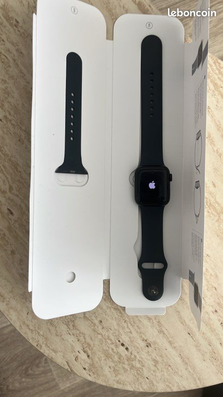 Apple Watch (image 2)
