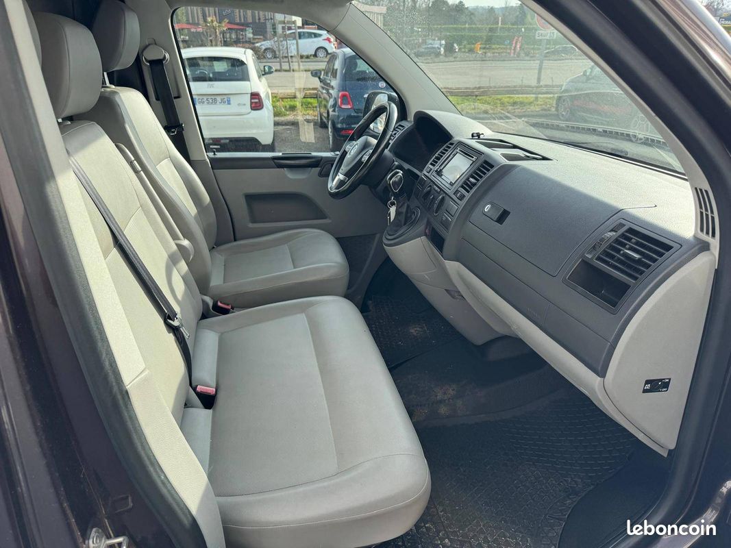 VOLKSWAGEN UTILITAIRES TRANSPORTER FGN TOLE CB 2.0 BiTDI 180 FAP 2.8T DSG7 (image 9)