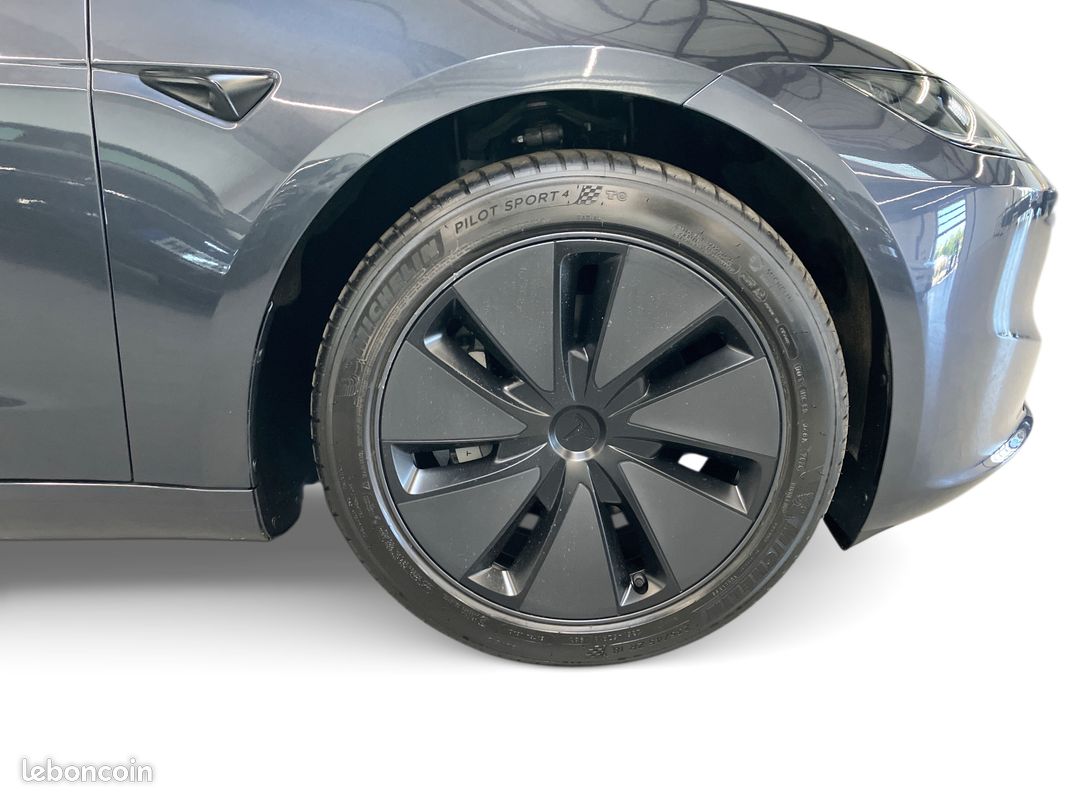 Tesla Model 3 2024 RWD - Véhicule d'occasion certifié (image 15)