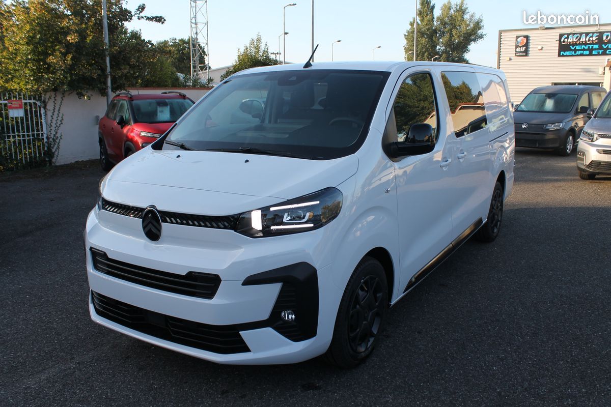 Citroën Jumpy III Fg Cabine approfondie 6 Places XL Blue HDI 180 S&S EAT8 Full équipés GPS, Caméra de recul, Habillage, boisPack Look, 2 Portes latérale, Full Led sortie 27/06/2025 - 10 Kilomètres (image 1)