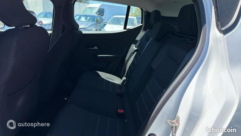 Dacia Sandero 1.0 TCe 90ch Stepway Expression auto -24 (image 13)