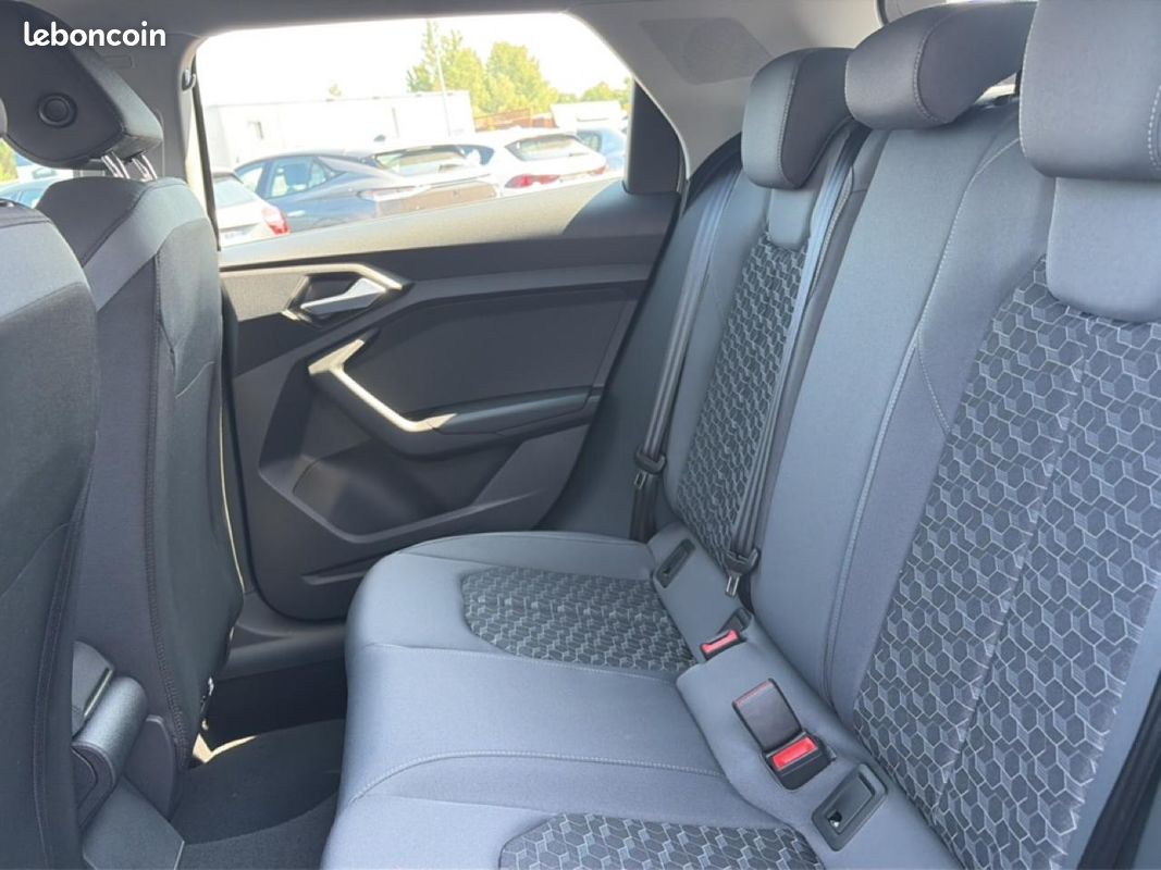 AUDI A1 SPORTBACK 30 tfsi 116 s line s tronic 7 (image 13)