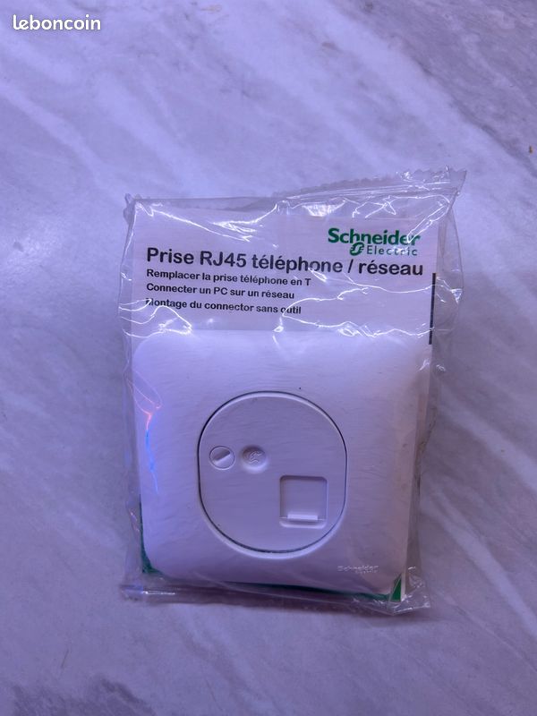 Prise RJ45 Schneider (image 1)
