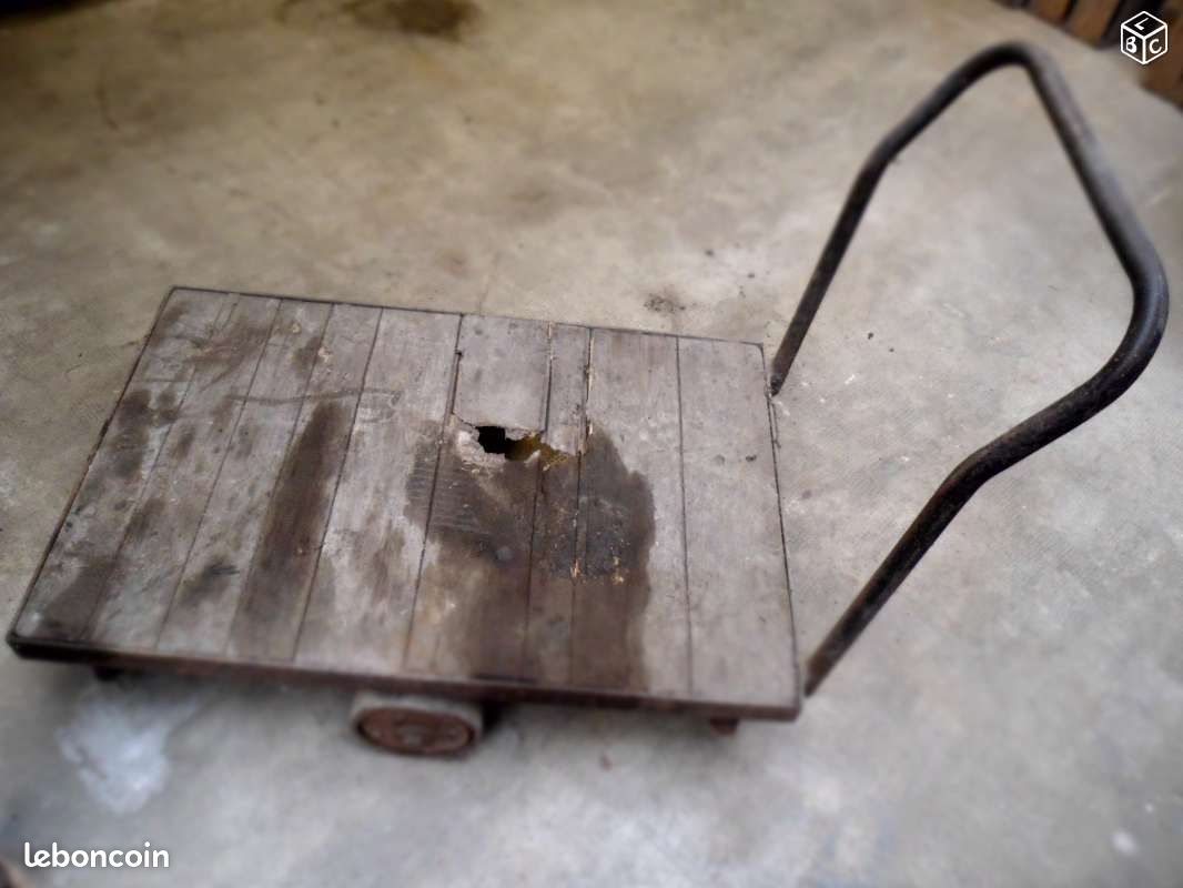 Chariot (image 1)