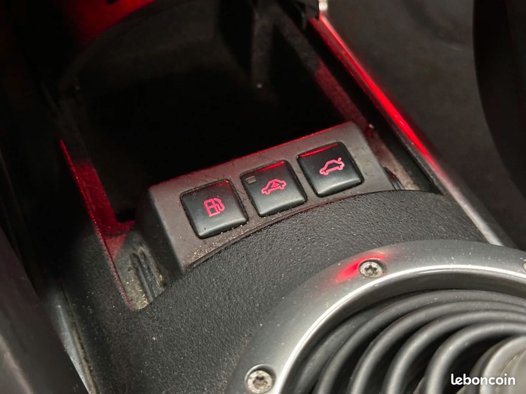 AUDI TT COUPE 1.8T Quattro (image 15)