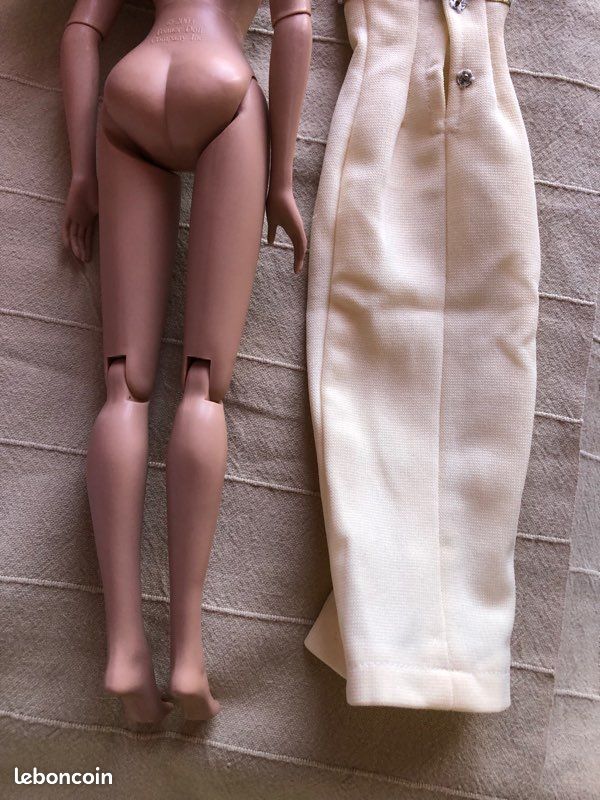 Poupée Robert Tonner 40 Cm Avec Tenue Et Chaussures – Mode Et Collection