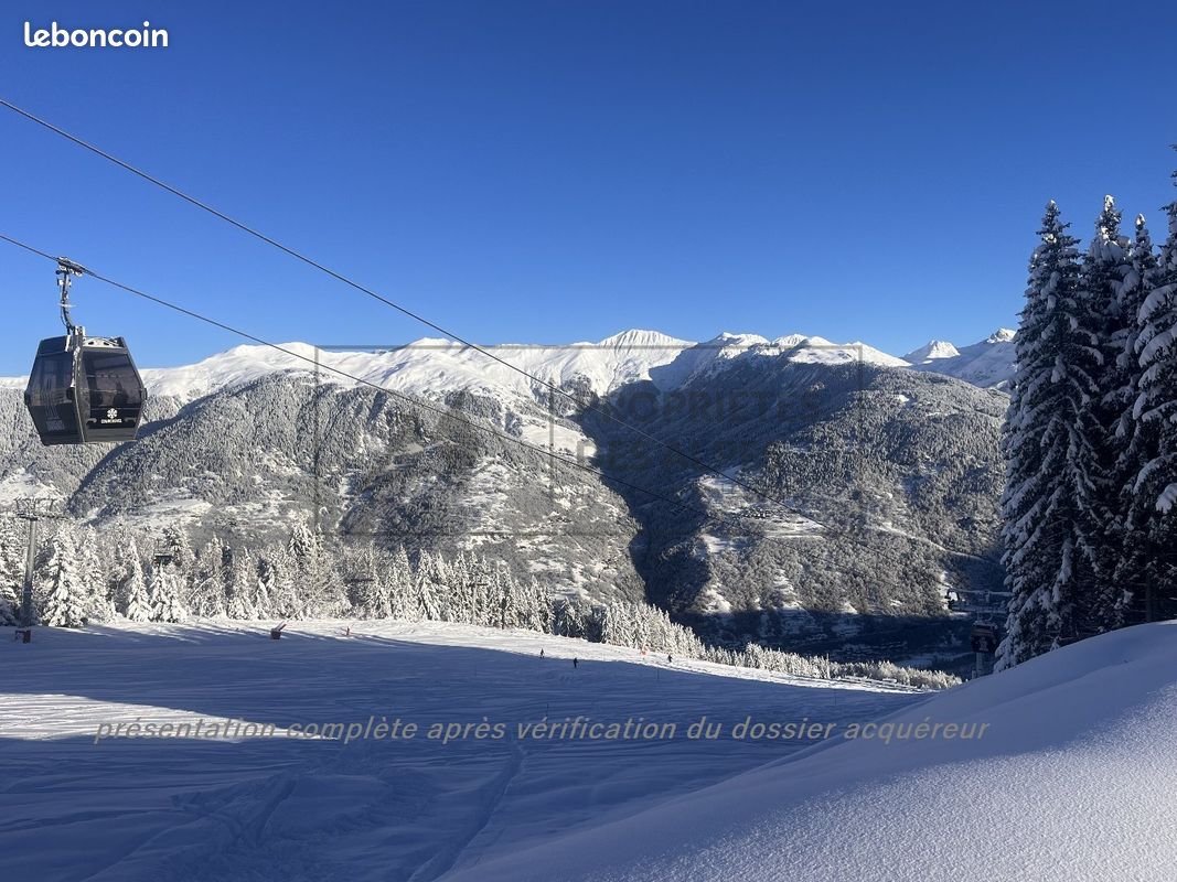 Maison 10 pièces 425 m² · à Courchevel · 425 m² · 23 940 000 €