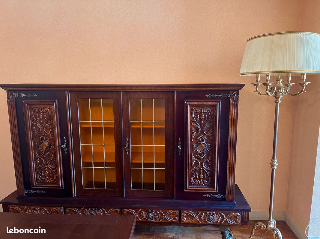 Buffet, table, chaise (image 1)