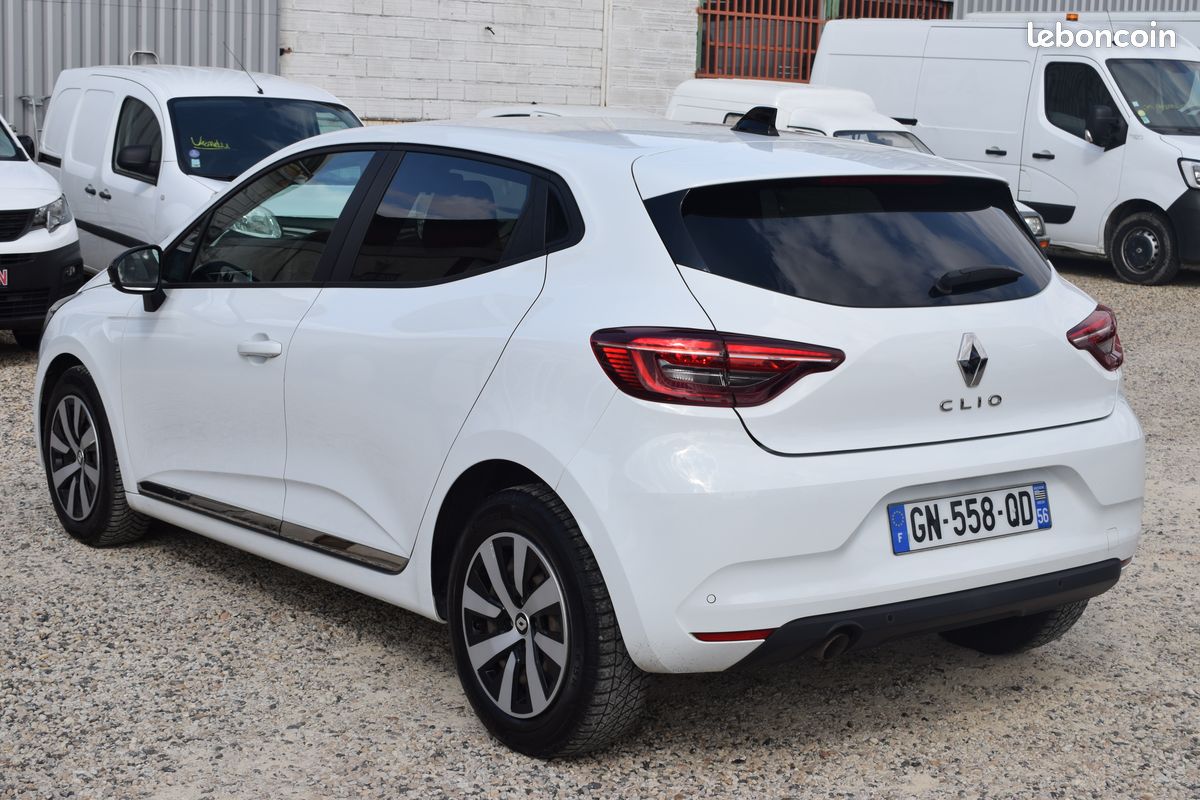 Renault clio v 1.0tce 90 evolution societe 2023 camera gps carplay (image 3)