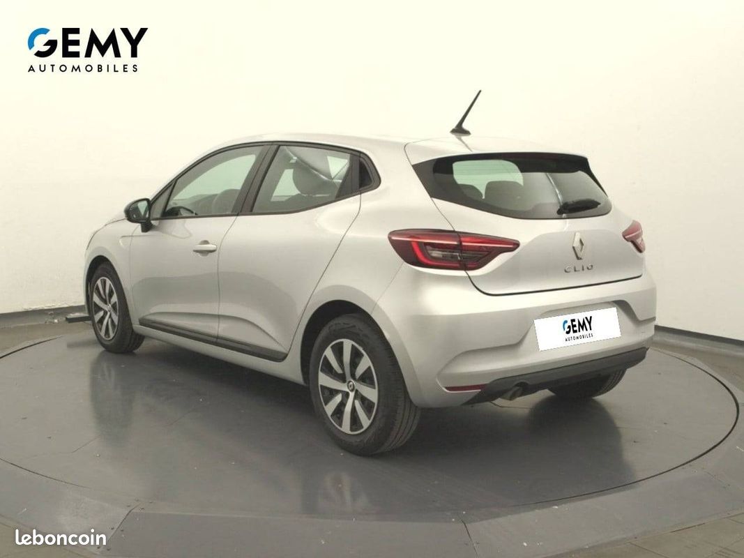 RENAULT Clio TCe 90 Equilibre (image 7)