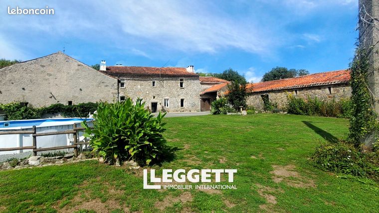 Maison 10 pièces 283 m²