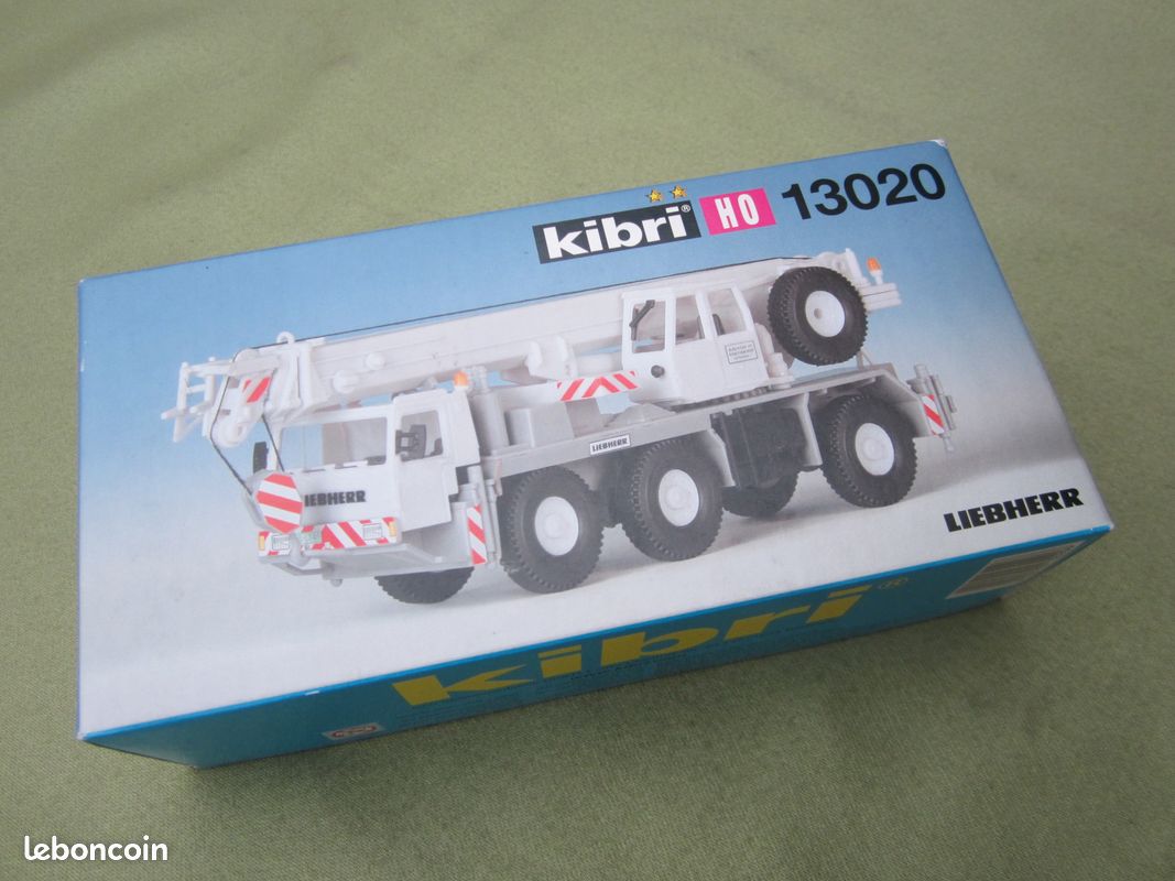 Camion grue (image 1)