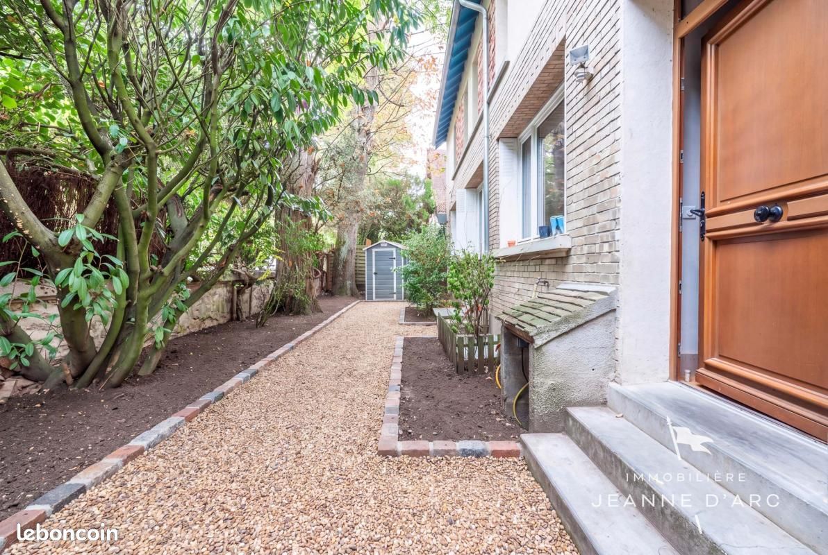 Maison 5 pièces 139 m² · à Versailles · 139 m² · 1 248 000 €