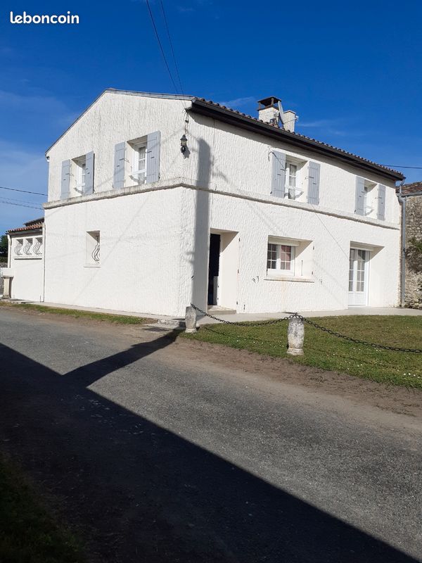 Maison 4 pièces 90 m² · à Gémozac · 90 m² · 800 €/mois