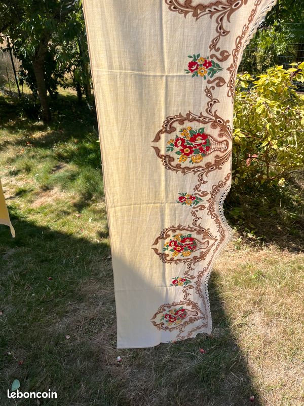 Napperon pour manteau de cheminée ou etagere (image 3)