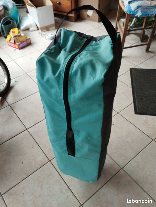 Lit parapluie enfant lit mobile bébé complet plié dans son sac (image 1)