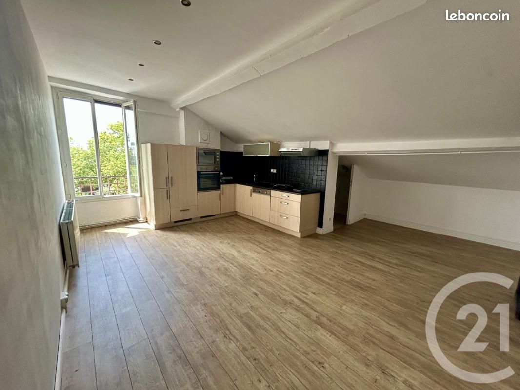 Appartement 3 pièces 80 m² · à Lyon · 80 m² · 999 €/mois