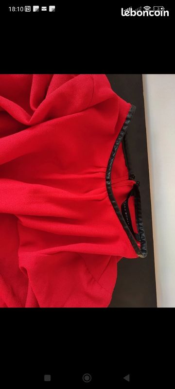 Tunique rouge et simili cuir zara en m (image 3)