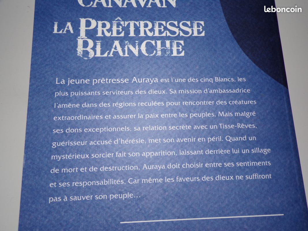 Livre L'âge des cinq : Tome 1 : La Prêtresse blanche (image 3)