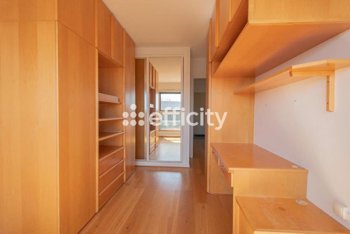 Appartement a louer paris-15e-arrondissement - 4 pièce(s) - 98 m2 - Surfyn