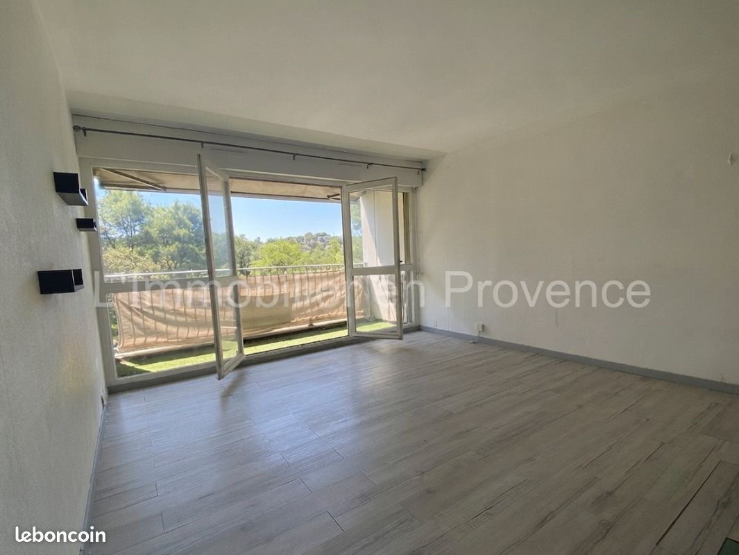 Appartement 1 pièce 28 m² · à Aubagne · 28 m² · 120 000 €