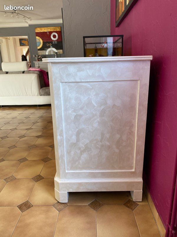Commode en bois (image 2)