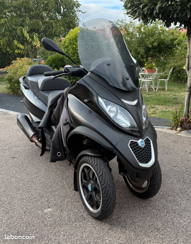 Vends piaggio MP3 500 (image 1)