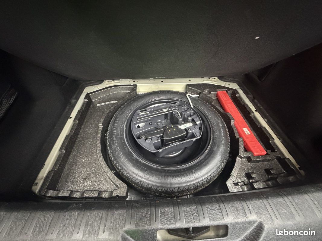 Peugeot 308 ii 1.6 blue hdi 100 access 2017 (image 18)