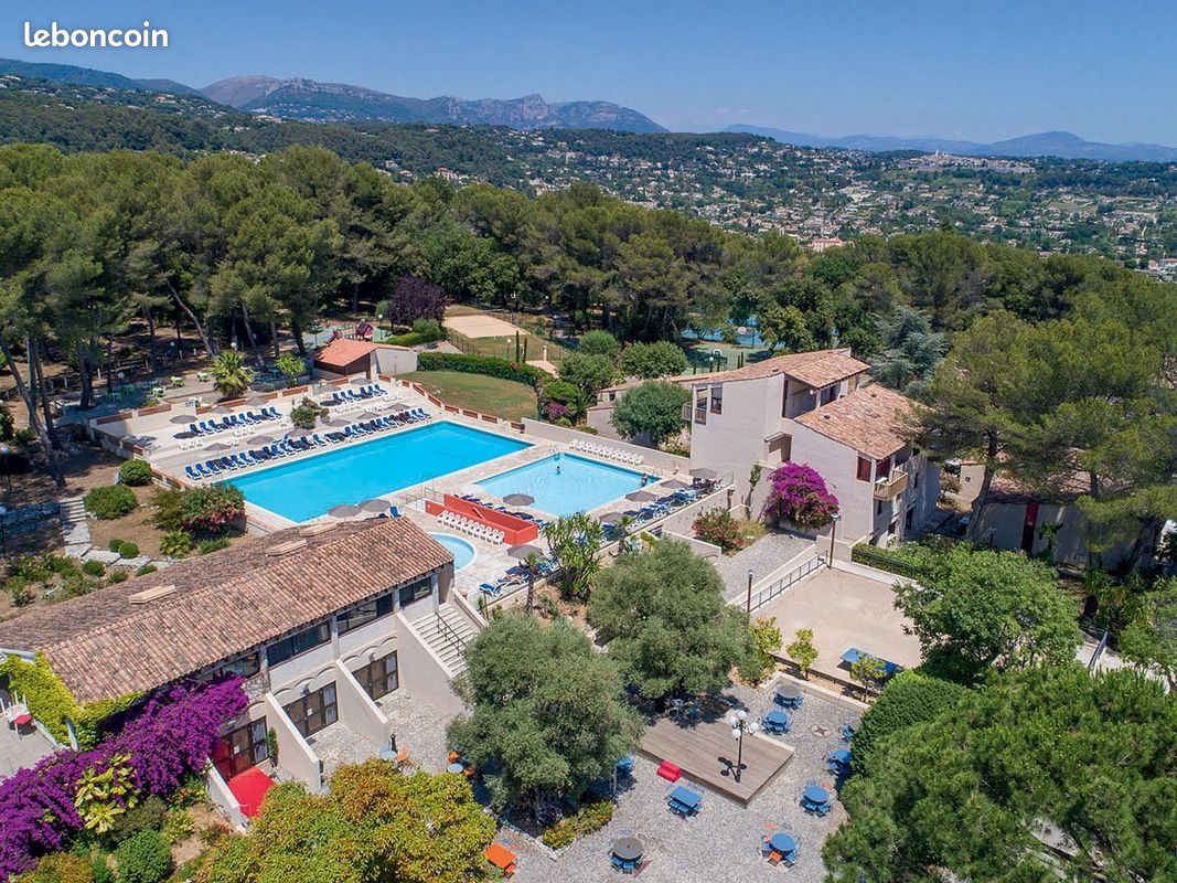 Appartement 2 pièces 33 m² · à La Colle-sur-Loup · 33 m² · 96 000 €