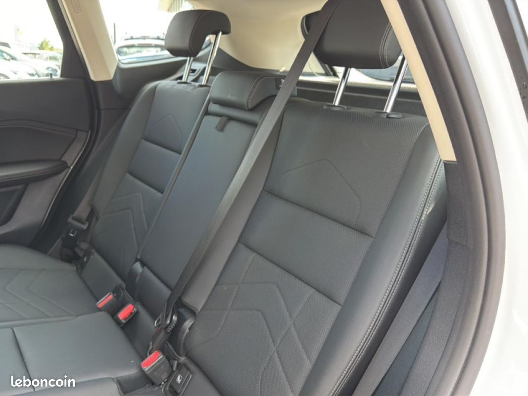 BMW X1 (u11) sdrive18i 136 xline (image 18)
