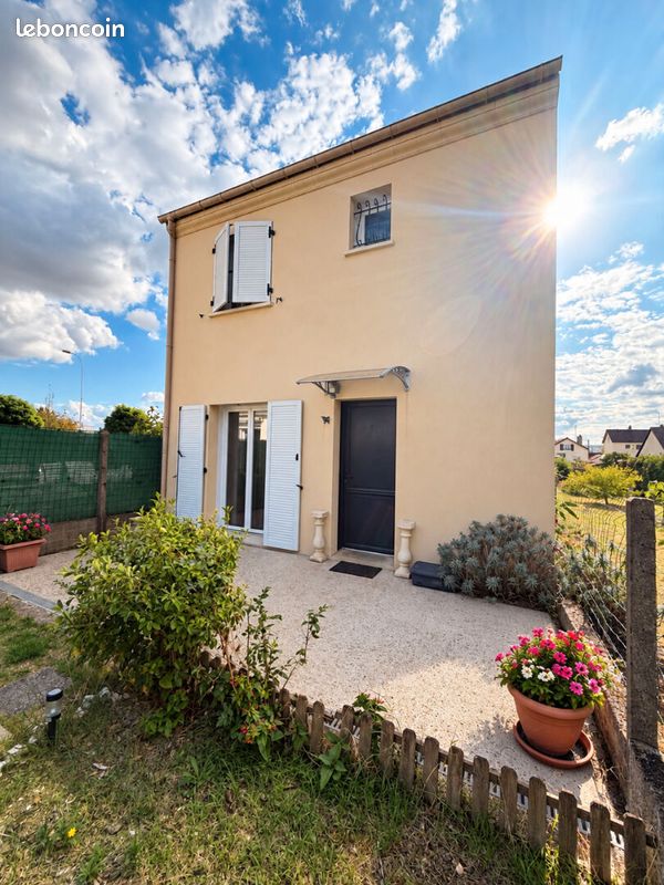 Maison 4 pièces 88 m² · à Limay · 88 m² · 235 000 €