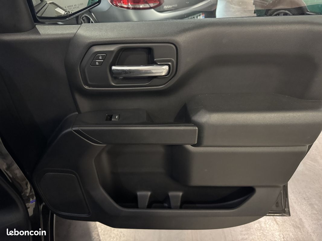 Gmc GMC SIERRA 4.3 V6 01/2019 24500 KM 6 PLACES PAS DE TVA PTAC F2 3175KG (image 11)