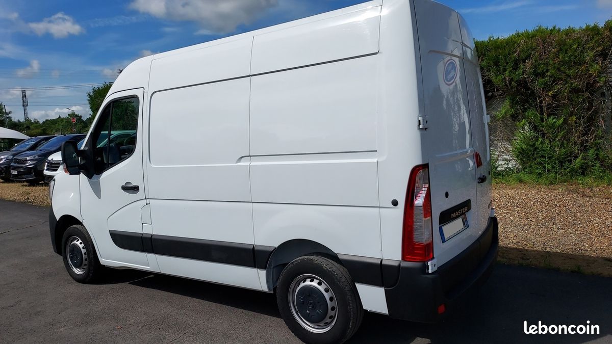 Renault MASTER III FG F3300 L1H2 2.3 BLUE DCI 135CH GRAND CONFORT EURO6 (image 3)