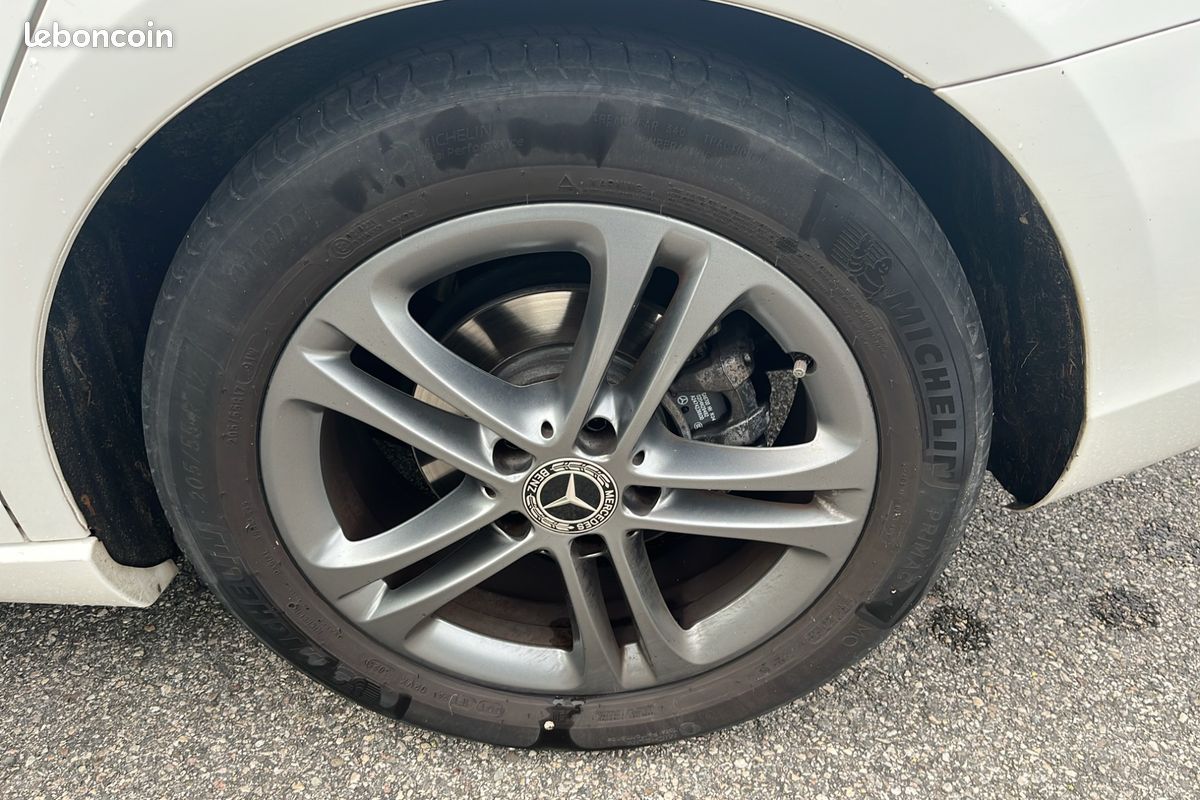 MERCEDES Classe A 180 d 7G-DCT Style Line (image 13)