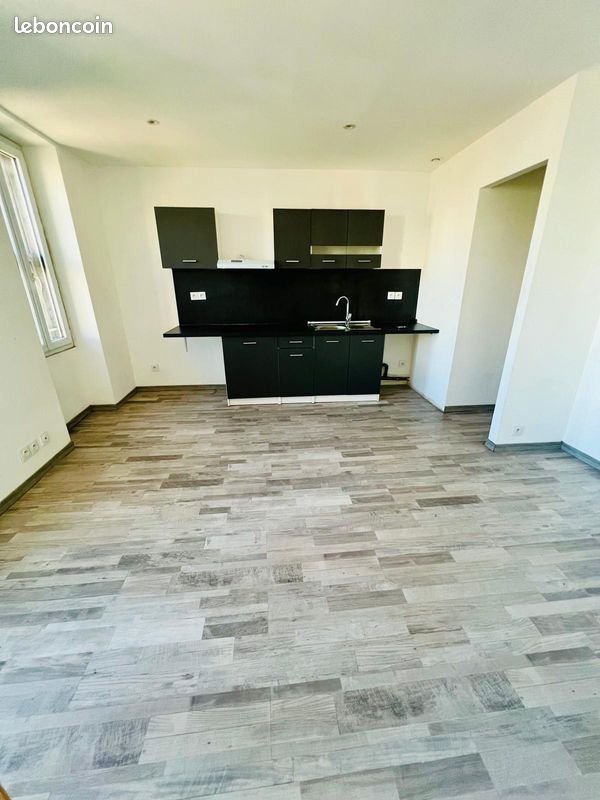 Appartement 2 pièces 30 m² · à Marseille · 30 m² · 690 €/mois