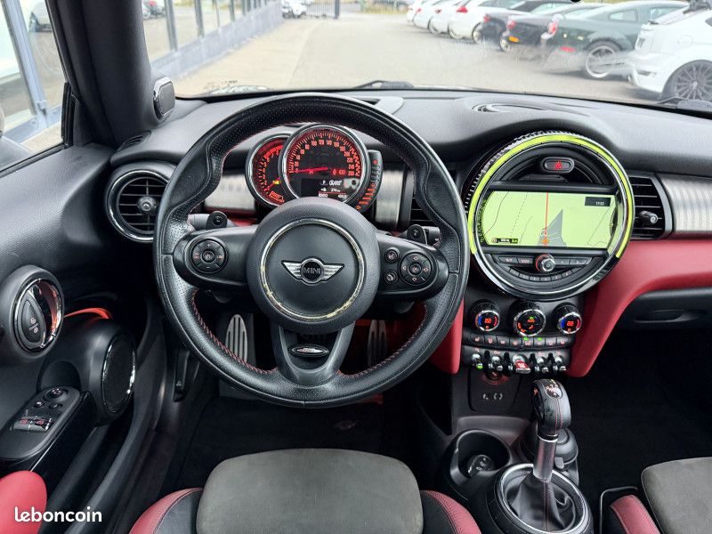 Mini MINI JOHN COOPER WORKS F56 2.0 Turbo 231 ch BVAS / Toit ouvrant / Harman Kardon / Têt (image 9)