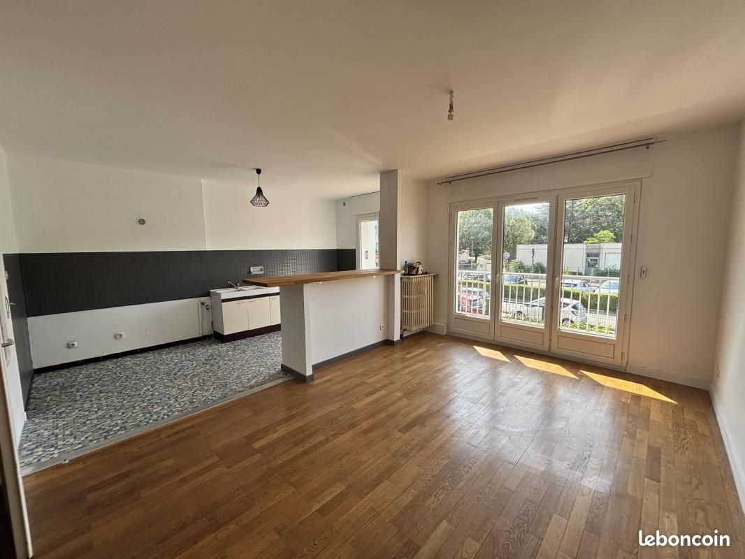 Appartement 2 pièces 55 m² · à Saint-Étienne · 55 m² · 660 €