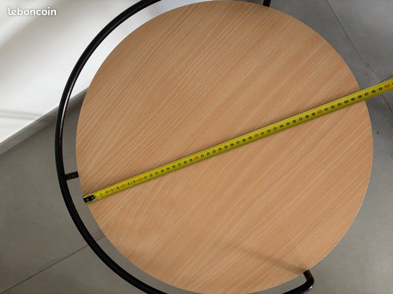 Table étagère sur roulette (image 2)