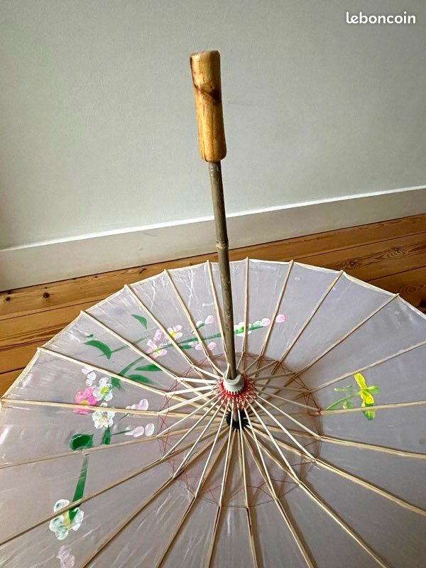 Ombrelle chinoise bambou et tissu peint (image 6)